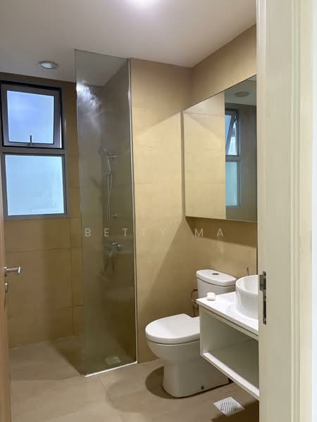 Canberra Residences Condominium For Sale at S$ 1,190,000 | PropertyGuru Singapore - Comon bathroom