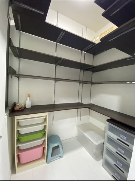 The Tembusu, 107 Tampines Road, 3 Bedrooms, 1,044 sqft, Condominium For Rent, by Thomas Yeo, 500077047 - Store room - PropertyGuru.com.sg