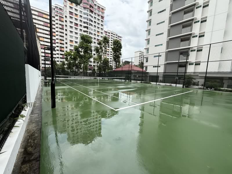 The Tembusu, 107 Tampines Road, 3 Bedrooms, 1,044 sqft, Condominium For Rent, by Thomas Yeo, 500077047 - Tennis court - PropertyGuru.com.sg