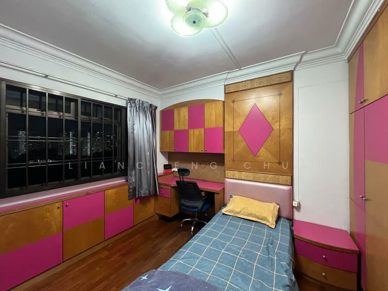 528 Jelapang Road, 528 Jelapang Road, Room Rental, 120 sqft, HDB Flat For Rent, by Liancheng Chua, 500077052 - Bedroom - PropertyGuru.com.sg