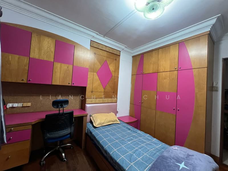 528 Jelapang Road, 528 Jelapang Road, Room Rental, 120 sqft, HDB Flat For Rent, by Liancheng Chua, 500077052 - Bedroom - PropertyGuru.com.sg