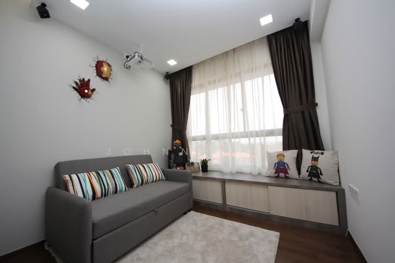138C Yuan Ching Road HDB Flat For Sale at S$ 795,888 | PropertyGuru Singapore - Living Room