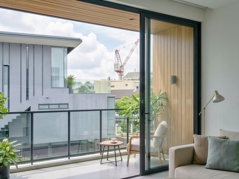 ⭐️WIDE FRONTAGE, ELEVATED LAND, INFINITE POTENTIAL. REBUILD YOUR MASTERPIECE IN WATTEN!⭐️ Semi-Detached House For Sale at S$ 12,700,000 | PropertyGuru Singapore - Balcony