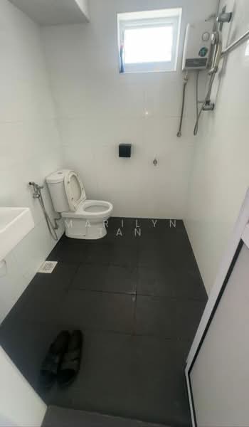 Sembawang Straits Estate, Jalan Machang, 3 Bedrooms, 1,750 sqft, Semi-Detached House For Rent, by Marilyn Tan, 500077077 - Bathroom - PropertyGuru.com.sg