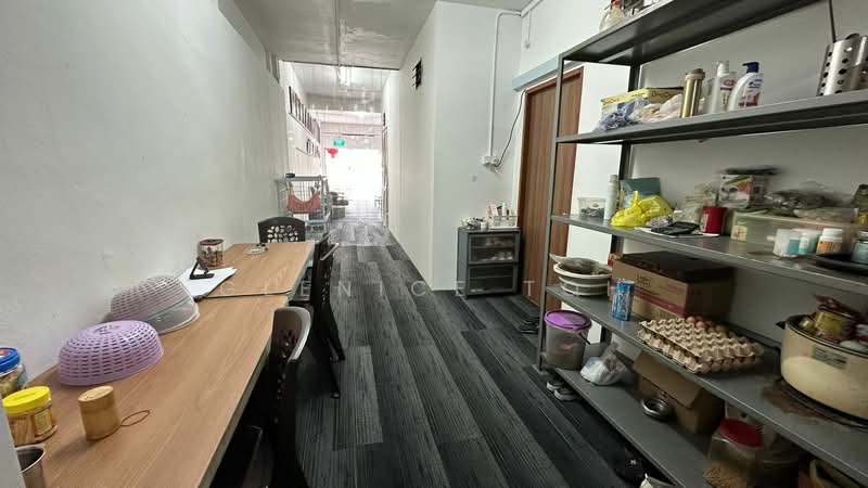 Shophouse/Residential/Retail/ at Sembawang Road Shophouse For Sale at S$ 4,950,000 | PropertyGuru Singapore - Interior