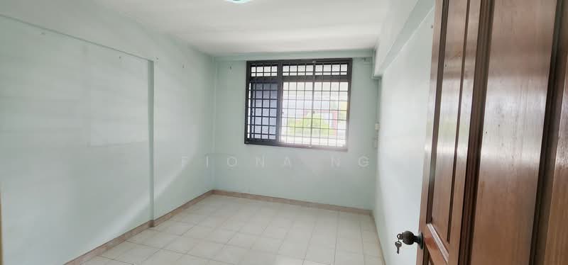 501 Bukit Batok Street 52 HDB Flat For Sale at S$ 420,000 | PropertyGuru Singapore - Common Room