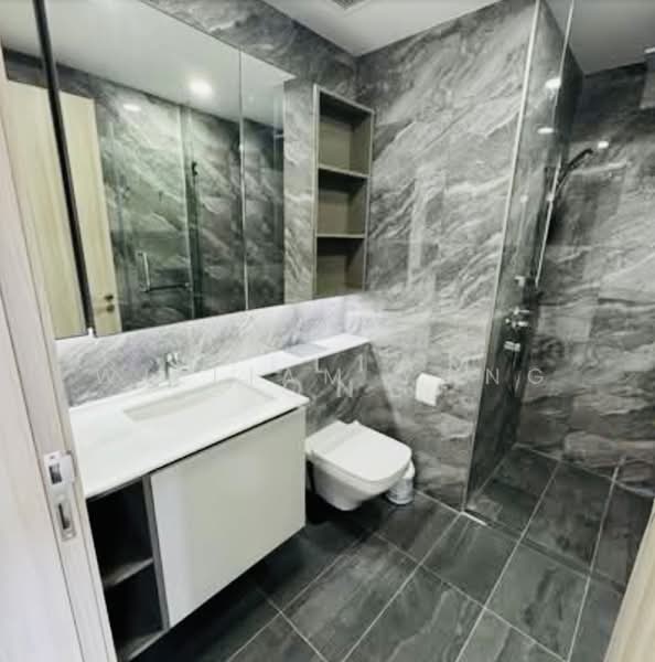 Sengkang Grand Residences Condominium For Sale at S$ 1,100,000 | PropertyGuru Singapore - Bathroom