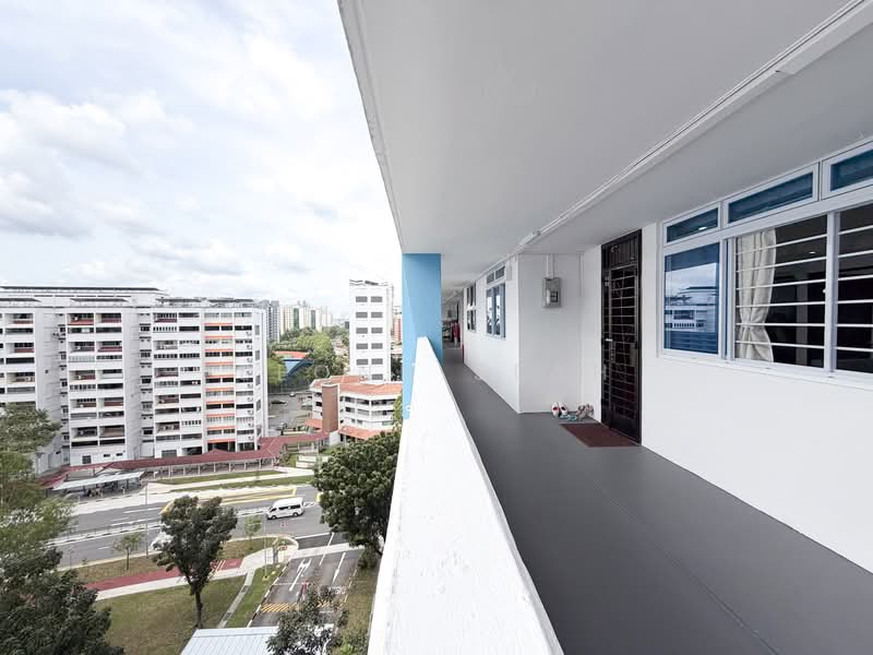 239 Serangoon Avenue 2 HDB Flat For Sale at S$ 720,000 | PropertyGuru Singapore - Exterior
