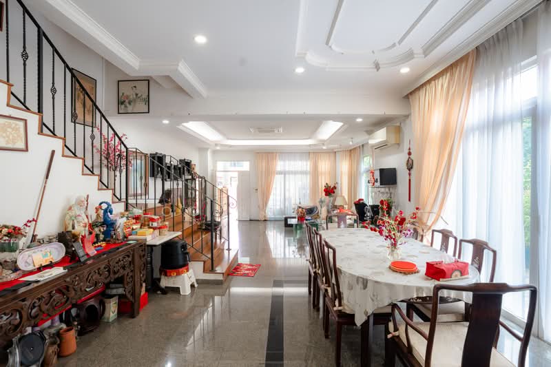 2.5 sty semi-detached in D15! Semi-Detached House For Sale at S$ 7,000,000 | PropertyGuru Singapore - Living Room