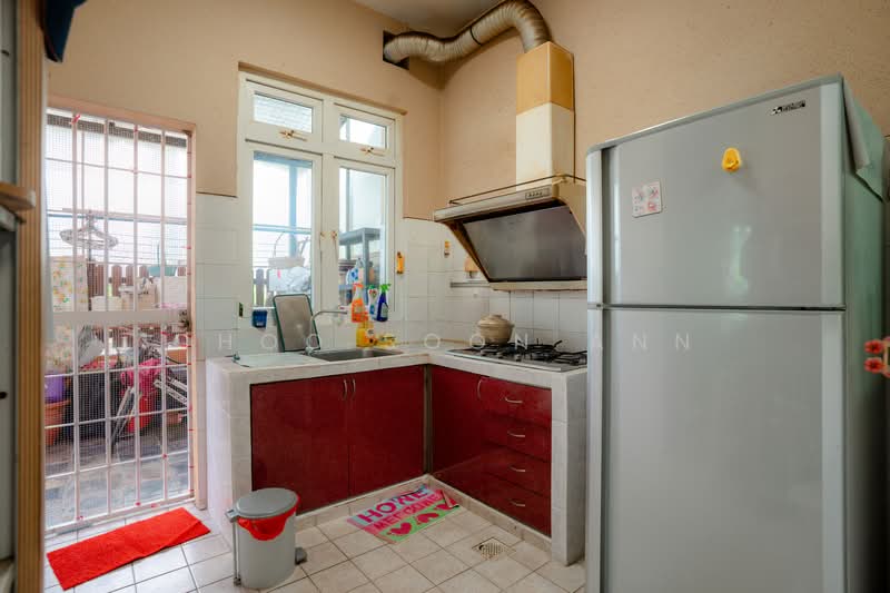 2.5 sty semi-detached in D15! Semi-Detached House For Sale at S$ 7,000,000 | PropertyGuru Singapore - Kitchen