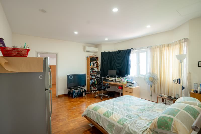 2.5 sty semi-detached in D15! Semi-Detached House For Sale at S$ 7,000,000 | PropertyGuru Singapore - Bedroom