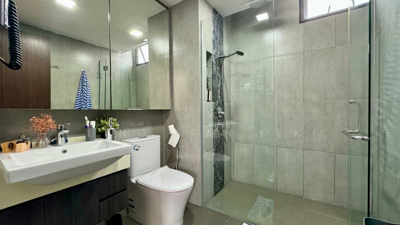 Spazio @ Kovan Condominium For Sale at S$ 1,899,999 | PropertyGuru Singapore - Bathroom
