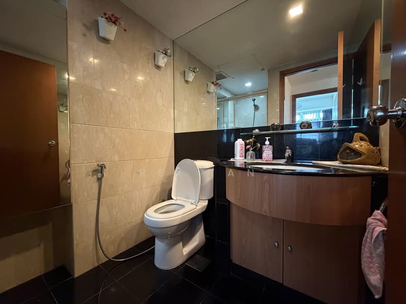 Costa Del Sol, 68 Bayshore Road, 3 Bedrooms, 1,346 sqft, Condominium For Rent, by Rex Tan, 500077142 - Bathroom - PropertyGuru.com.sg