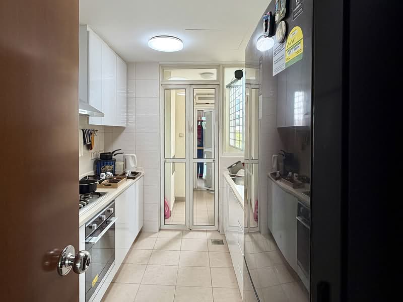 Costa Del Sol, 68 Bayshore Road, 3 Bedrooms, 1,346 sqft, Condominium For Rent, by Rex Tan, 500077142 - Kitchen - PropertyGuru.com.sg