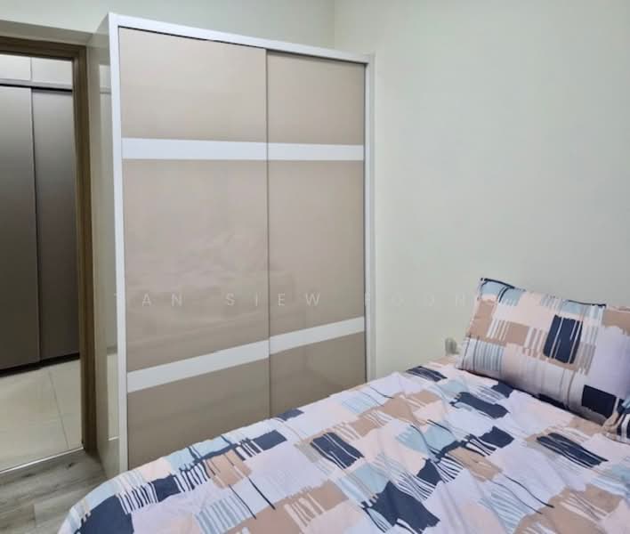 Coco Palms Condominium For Sale at S$ 838,000 | PropertyGuru Singapore - Bedroom