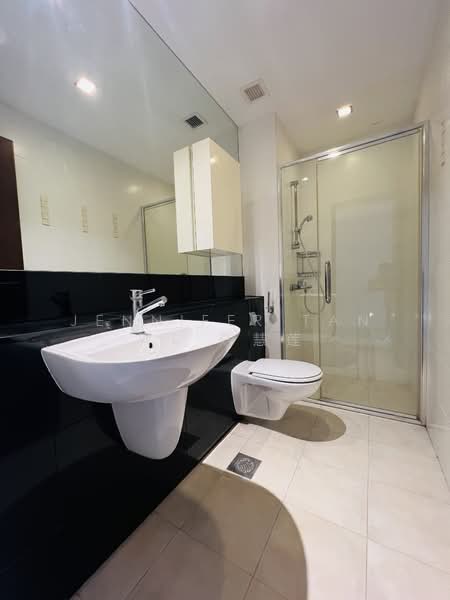 The Shelford, 1 Shelford Road, 3 Bedrooms, 1,529 sqft, Condominium For Rent, by Jennifer Tan WL 陈慧莲, 500077158 - Bathroom - PropertyGuru.com.sg