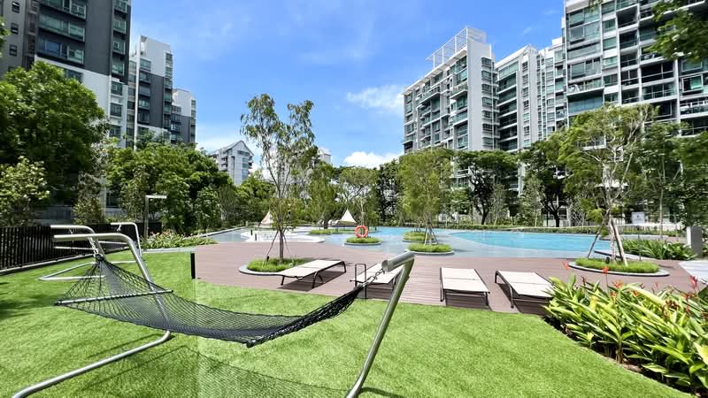 Whistler Grand Condominium For Sale at S$ 1,250,000 | PropertyGuru Singapore - Exterior