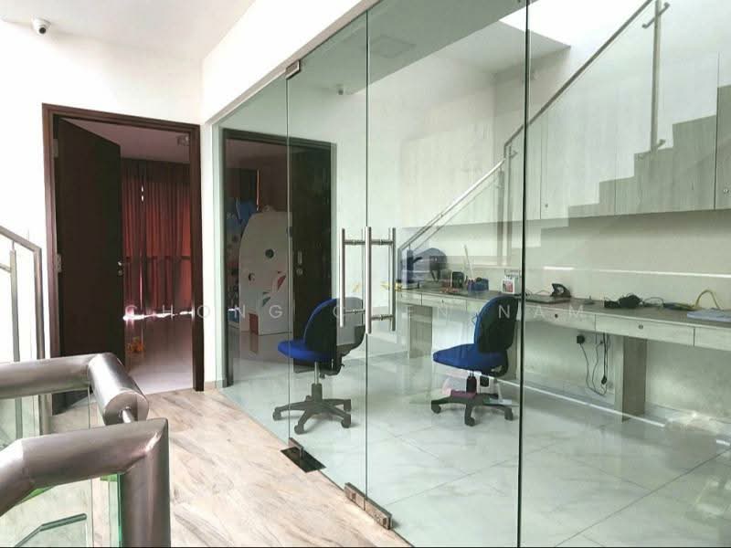 JOO CHIAT MODERN 3.5 STY TERRACE WITH 8 ROOMS/8 BATHS Terraced House For Sale at S$ 6,500,000 | PropertyGuru Singapore - Interior