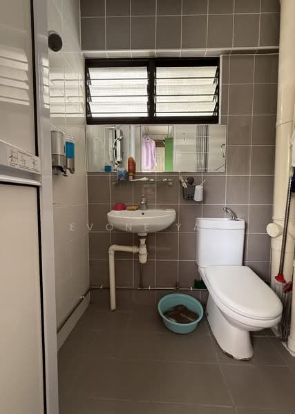 124 Bukit Batok Central HDB Flat For Sale at S$ 550,000 | PropertyGuru Singapore