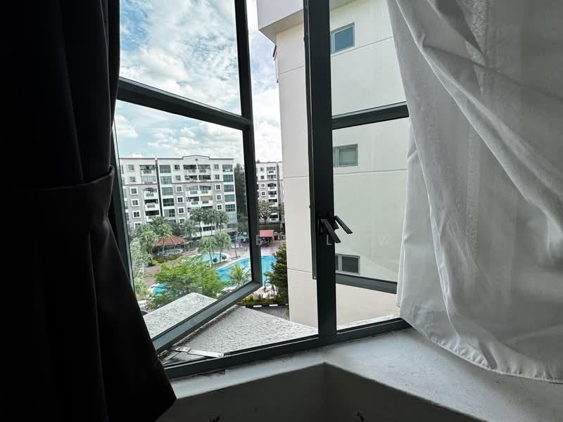 Clementi area condo, , 1 Bedroom, 380 sqft, Condominium For Rent, by Esther Low, 500077167 - View - PropertyGuru.com.sg
