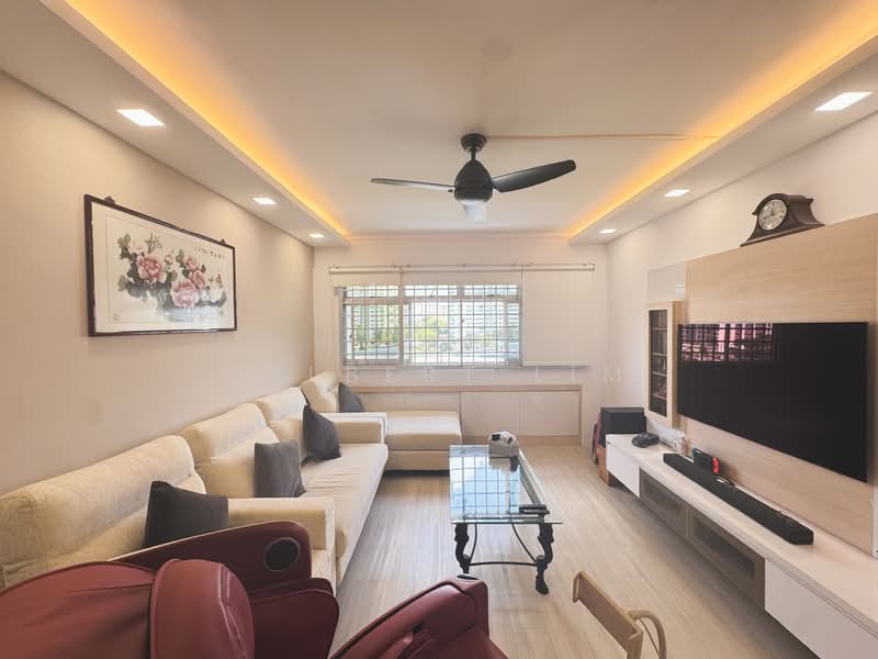 29A Chai Chee Avenue HDB Flat For Sale at S$ 1,100,000 | PropertyGuru Singapore - Living Room