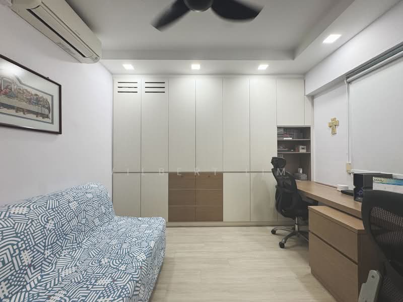 29A Chai Chee Avenue HDB Flat For Sale at S$ 1,100,000 | PropertyGuru Singapore - Study