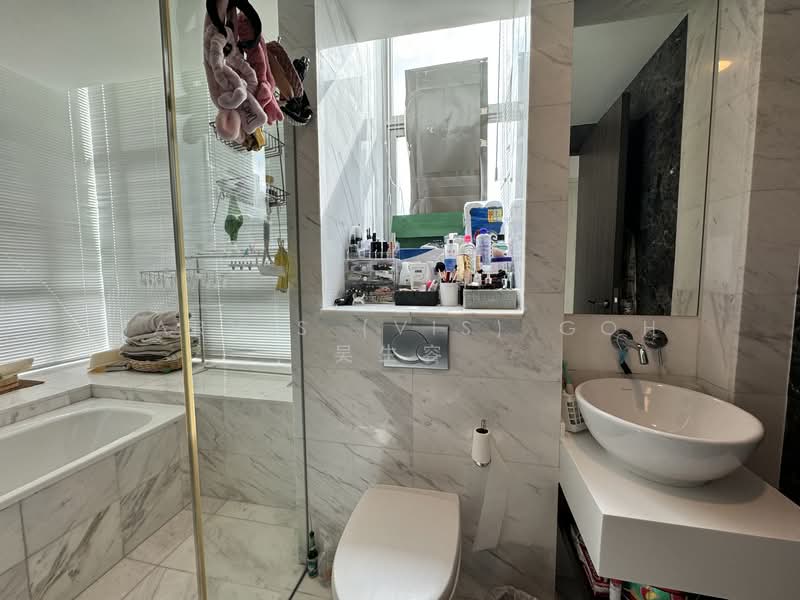 Nathan Residences Condominium For Sale at S$ 1,758,888 | PropertyGuru Singapore - Bathroom