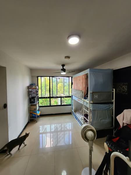 998B Buangkok Crescent HDB Flat For Sale at S$ 499,999 | PropertyGuru Singapore - Bedroom