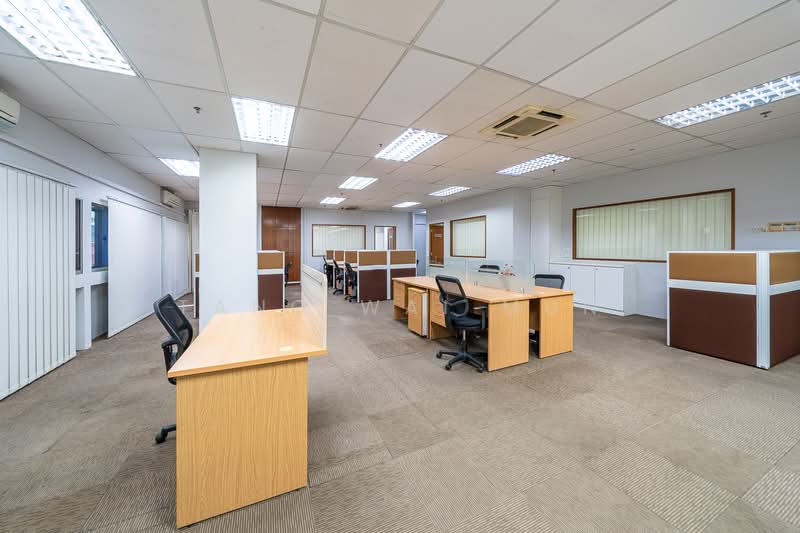Crystal Time Building, 16 Tannery Lane, 2,925 sqft, Light Industrial (B1) For Rent, by Tang Wai Mun, 500077187 - Interior - CommercialGuru.com.sg