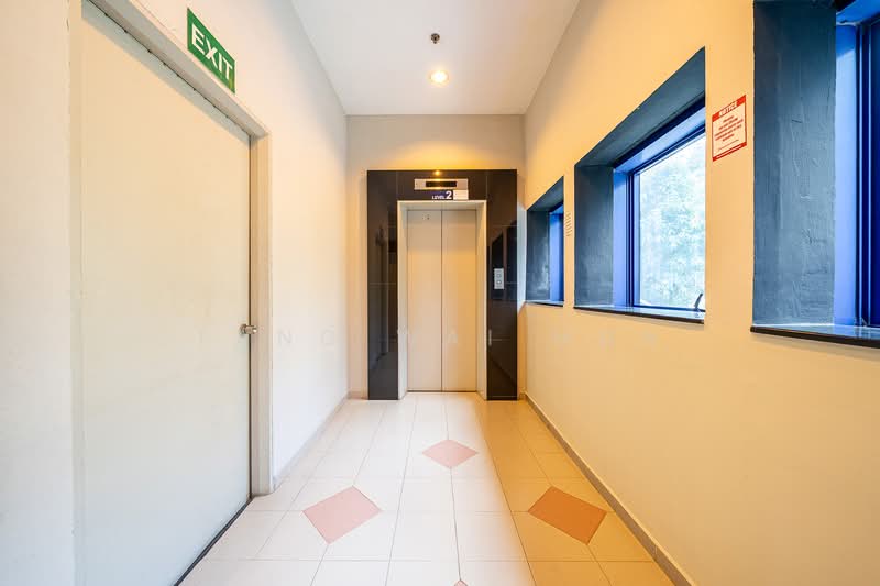 Crystal Time Building, 16 Tannery Lane, 2,925 sqft, Light Industrial (B1) For Rent, by Tang Wai Mun, 500077187 - Corridor - CommercialGuru.com.sg