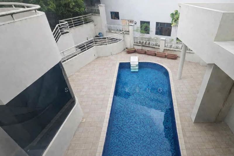 Bukit Timah Greenwood crescent Bungalow with pool, Greenwood Crescent, 7 Bedrooms, 6,814 sqft, Detached House For Rent, by Sindy Keng, 500077189 - Exterior - PropertyGuru.com.sg