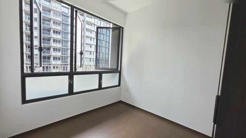 Tembusu Grand Condominium For Sale at S$ 2,100,000 | PropertyGuru Singapore - Common Bedroom