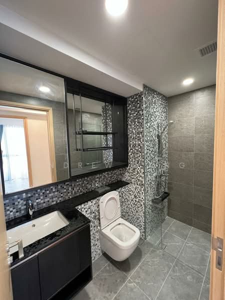 The Antares, 23 Mattar Road, 2 Bedrooms, 667 sqft, Condominium For Rent, by Andrew Wong, 500077197 - Bathroom - PropertyGuru.com.sg