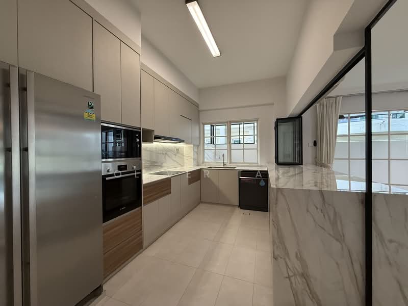 Contemporary Renovated Semi-D in Queen’s Road (D10), Tanglin / Holland / Bukit Timah, 4 Bedrooms, 3,600 sqft, Semi-Detached House For Rent, by Oliver Tan, 500077198 - Kitchen - PropertyGuru.com.sg