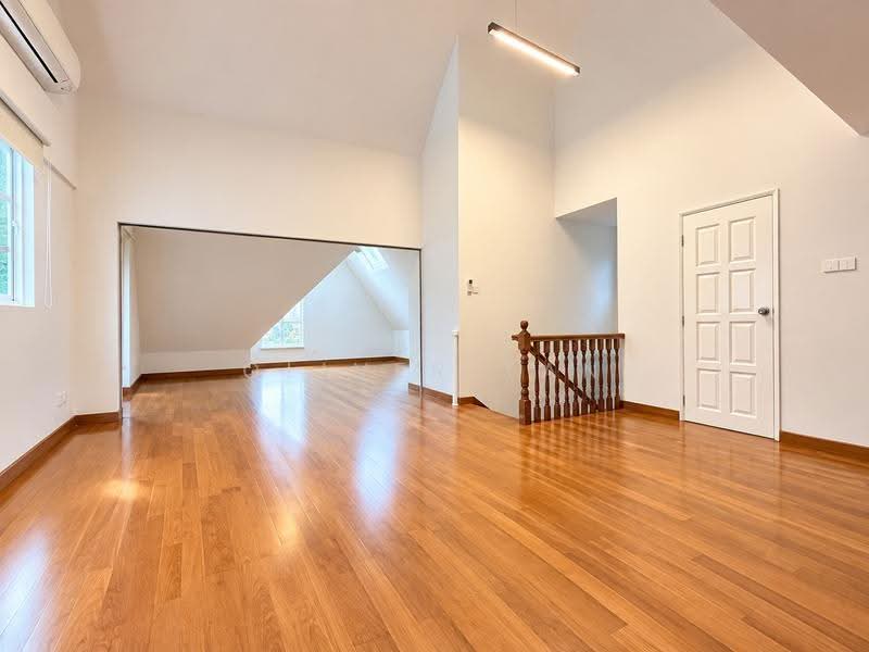 Contemporary Renovated Semi-D in Queen’s Road (D10), Tanglin / Holland / Bukit Timah, 4 Bedrooms, 3,600 sqft, Semi-Detached House For Rent, by Oliver Tan, 500077198 - Living Room - PropertyGuru.com.sg