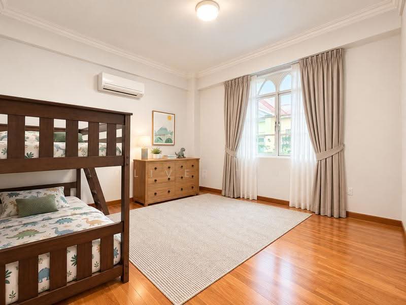 Contemporary Renovated Semi-D in Queen’s Road (D10), Tanglin / Holland / Bukit Timah, 4 Bedrooms, 3,600 sqft, Semi-Detached House For Rent, by Oliver Tan, 500077198 - Bedroom - PropertyGuru.com.sg