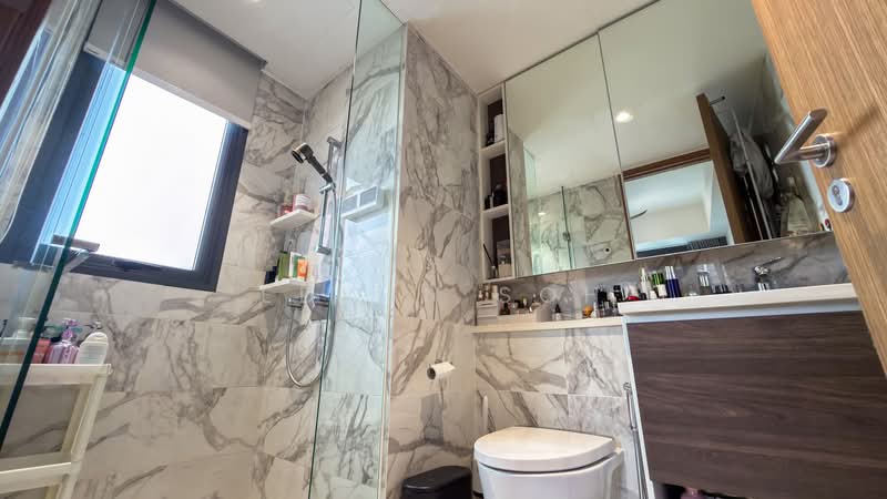 Parc Botannia Condominium For Sale at S$ 1,918,888 | PropertyGuru Singapore - Bathroom
