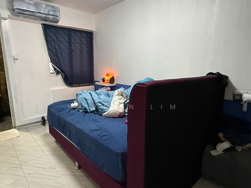 773 Yishun Avenue 3 HDB Flat For Sale at S$ 428,000 | PropertyGuru Singapore - Bedroom