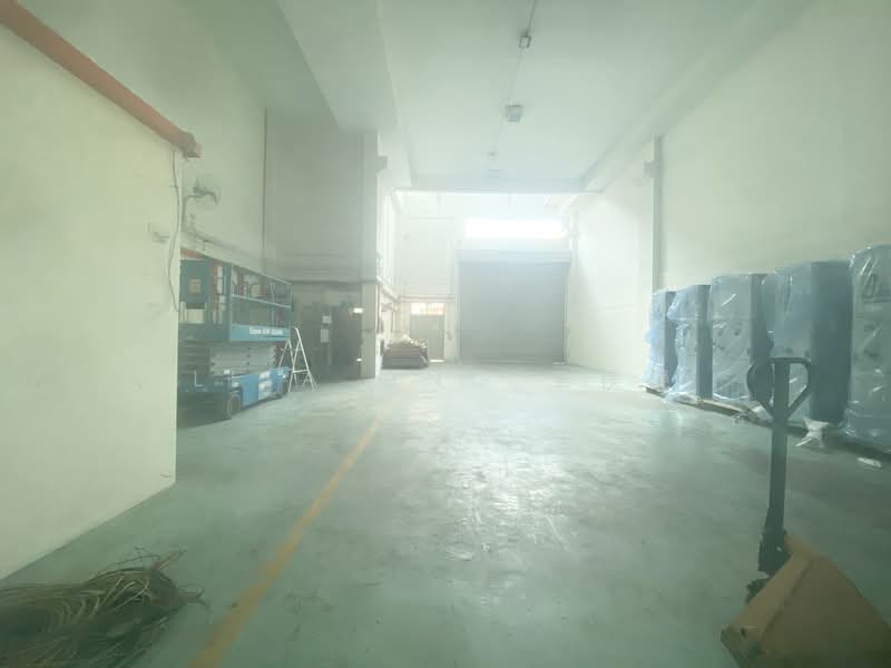 Seatown Industrial Centre, 67 Tuas South Avenue 1, 5,500 sqft, Factory / Workshop (B2) For Rent, by Lisa Ong 王镁侥, 500077225 - Interior - CommercialGuru.com.sg