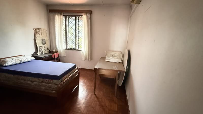 Cheap! Freehold, Near MRT and Eateries. 2 storey Originl Terrace Terraced House For Sale at S$ 3,850,000 | PropertyGuru Singapore - Bedroom