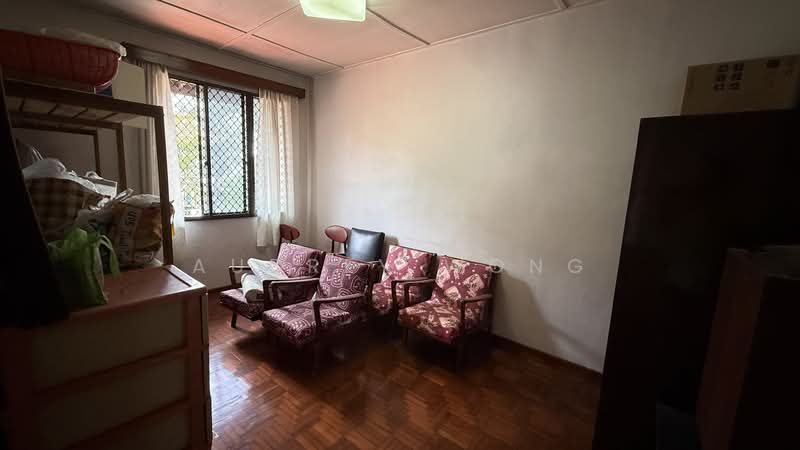 Cheap! Freehold, Near MRT and Eateries. 2 storey Originl Terrace Terraced House For Sale at S$ 3,850,000 | PropertyGuru Singapore - Living Room