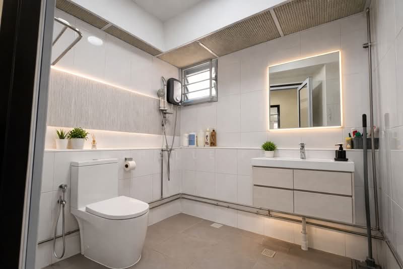 25A Saint George's Lane, 25A Saint George's Lane, 2 Bedrooms, 732 sqft, HDB Flat For Sale, by Richelle Phua, 500077246 - Bathroom - PropertyGuru.com.sg