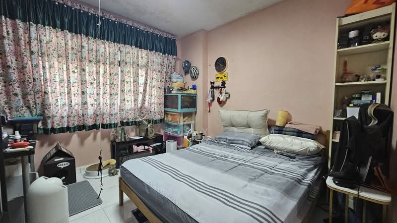767 Bedok Reservoir View HDB Flat For Sale at S$ 780,000 | PropertyGuru Singapore - Bedroom