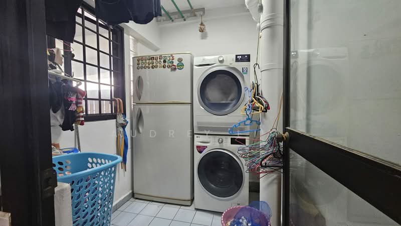 767 Bedok Reservoir View HDB Flat For Sale at S$ 780,000 | PropertyGuru Singapore - Interior