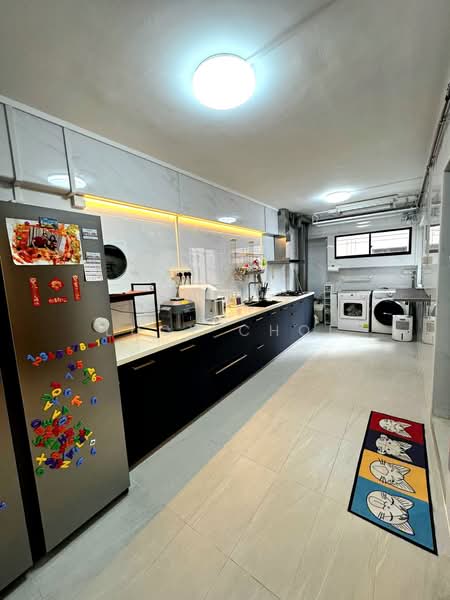 177 Lompang Road HDB Flat For Sale at S$ 833,338 | PropertyGuru Singapore - Kitchen