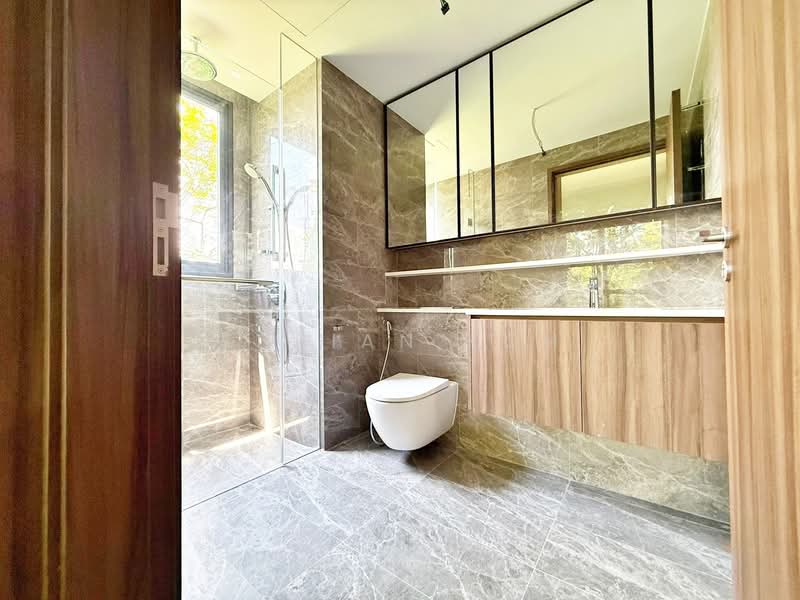 Lentor Modern Condominium For Sale at S$ 2,250,000 | PropertyGuru Singapore - Bathroom