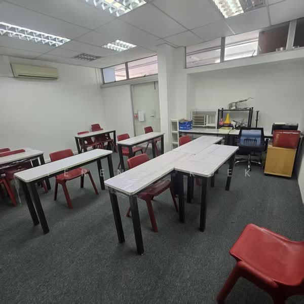 131 JURONG GATEWAY ROAD