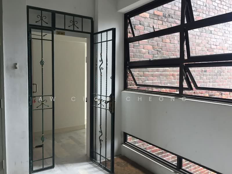 Cavenagh Court Apartment For Sale at S$ 3,880,000 | PropertyGuru Singapore - Entrance