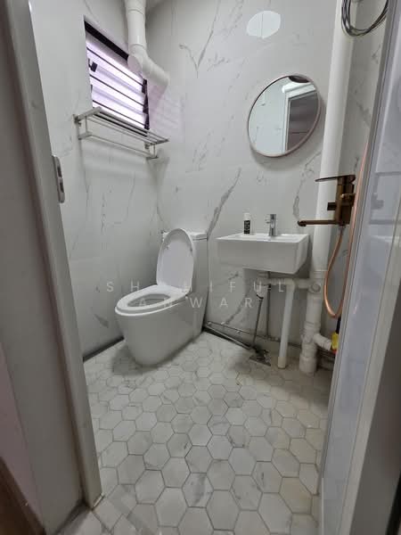 16 Teck Whye Lane, 16 Teck Whye Lane, Room Rental, 210 sqft, HDB Flat For Rent, by Shohiful Anwar, 500077309 - Bathroom - PropertyGuru.com.sg