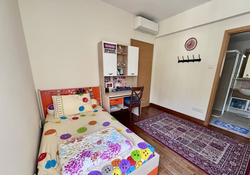 Savannah Condopark Condominium For Sale at S$ 1,920,000 | PropertyGuru Singapore - Junior master bedroom (2)
